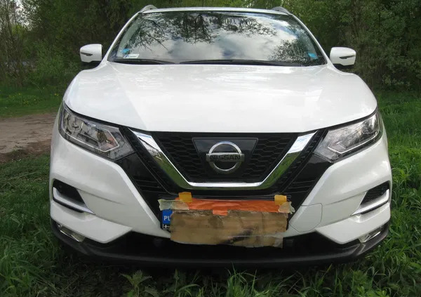 nissan qashqai dolnośląskie Nissan Qashqai cena 74000 przebieg: 63300, rok produkcji 2017 z Białystok